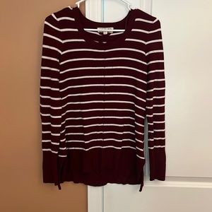 Lightweight burgundy sweater